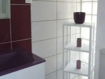 Chambres 3* Руасси-эн-Франс